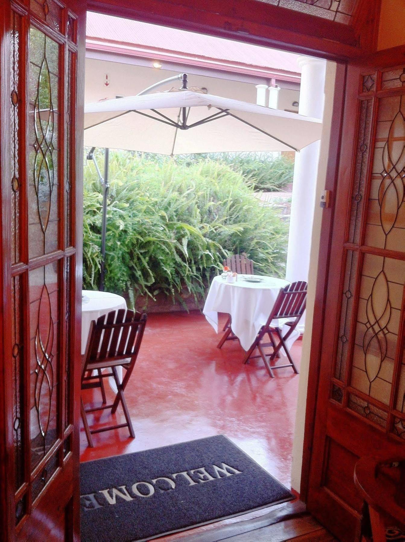 Melvin Residence Guest House Pretoria Bagian luar foto
